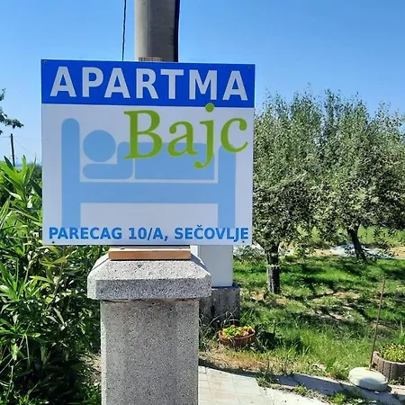 Apartma Bajc דירה *